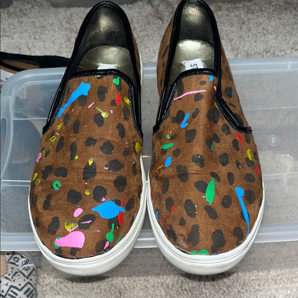Steve Madden Brown Leopard Print Kids Slip-On Sneakers - Picture 1 of 5